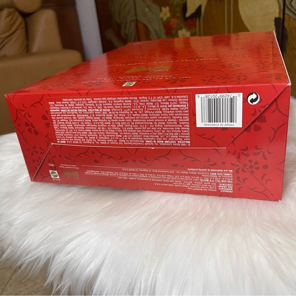 Barbie Vintage “Holiday Gift” 1998 Porcelain Doll New In Box Limited Edition - Picture 4 of 8